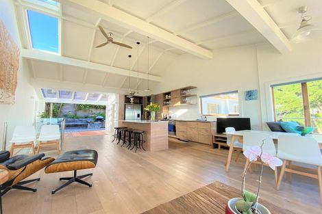 Photo of property in 11h Joan Street, Point Chevalier, Auckland, 1022