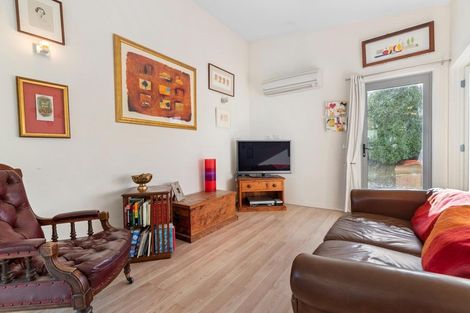 Photo of property in 10 Widgeon Place, Lake Hayes, Queenstown, 9304