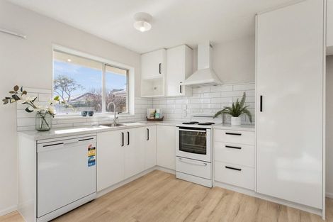 Photo of property in 5 Kawau Crescent, Bromley, Christchurch, 8062