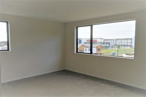Photo of property in 44 Seafarer Crescent, Stanmore Bay, Whangaparaoa, 0932