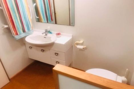 Photo of property in 76 Seaview Road, Paremata, Porirua, 5024