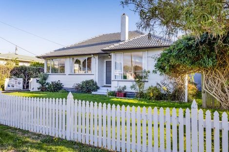 Photo of property in 45 Reid Avenue, Hawera, 4610