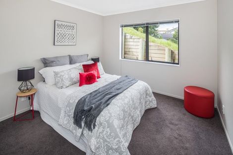Photo of property in 11a Mauldeth Terrace, Churton Park, Wellington, 6037