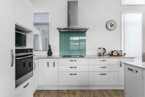 Photo of property in 4/18 Victoria Avenue, Whakatane, 3120