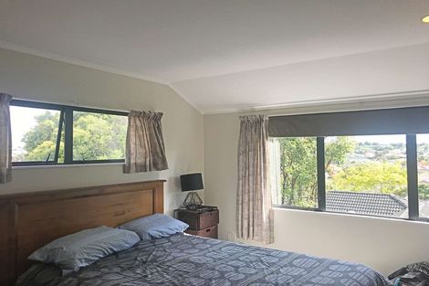 Photo of property in 1/54 Simmental Crescent, Somerville, Auckland, 2014