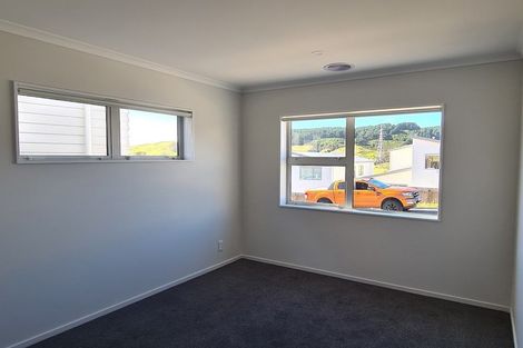 Photo of property in 11 Stockport Grove, Churton Park, Wellington, 6037