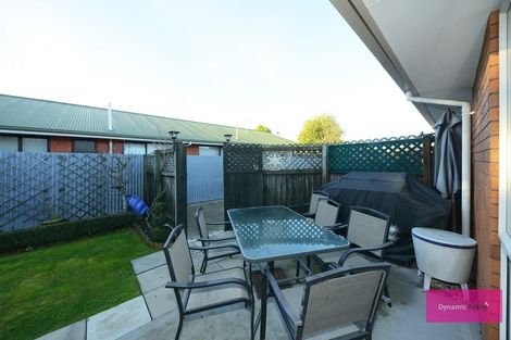 Photo of property in 8a Middlepark Road, Sockburn, Christchurch, 8042
