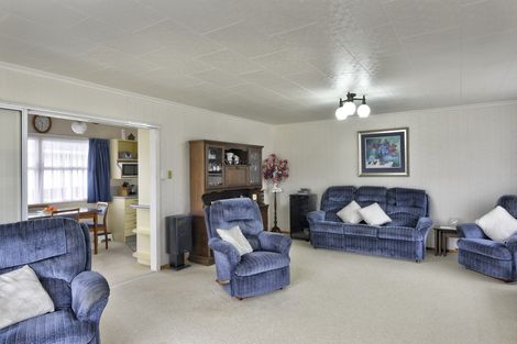 Photo of property in 11 Fairbrother Street, Carterton, 5713