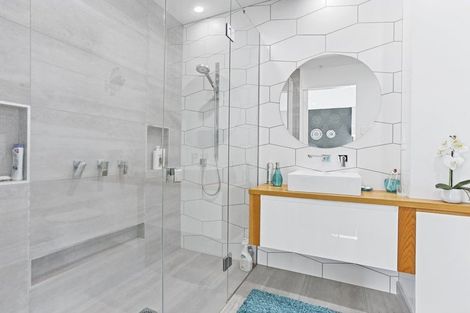 Photo of property in 12 Sloan Avenue, Rangiora, 7400
