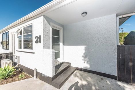 Photo of property in 1 Kupe Place, Castlecliff, Whanganui, 4501