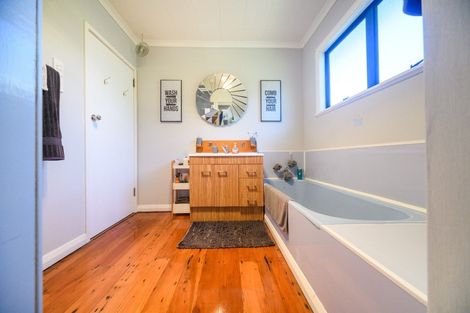 Photo of property in 8 Marlborough Street, Feilding, 4702