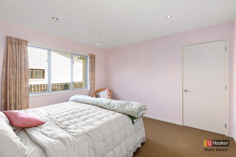 Photo of property in 221 Seaforth Road, Waihi Beach, 3611