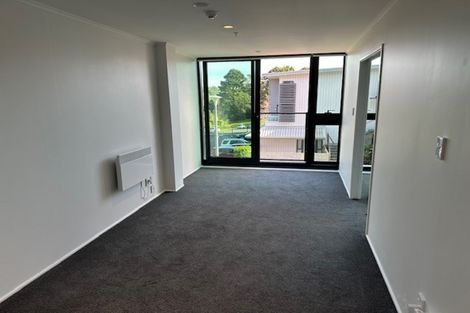 Photo of property in 30/6d Westward Ho, Glen Eden, Auckland, 0602