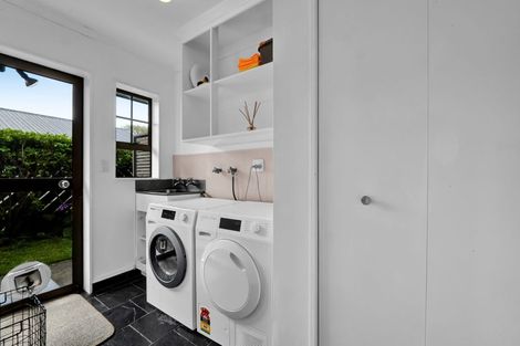 Photo of property in 74 Rata Street, Hawera, 4610