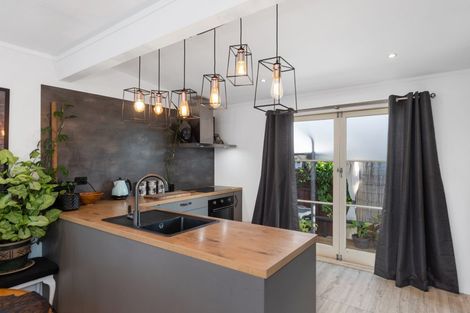 Photo of property in 30a Pooles Road, Greerton, Tauranga, 3112