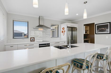 Photo of property in 22 Andesite Drive, Rolleston, 7614