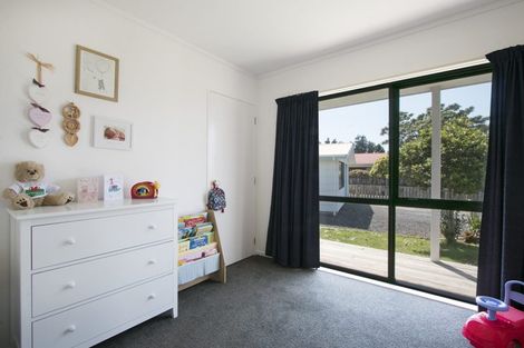 Photo of property in 130 Athenree Road, Athenree, Katikati, 3177