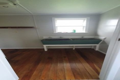 Photo of property in 10 Currie Street, Te Karaka, 4022