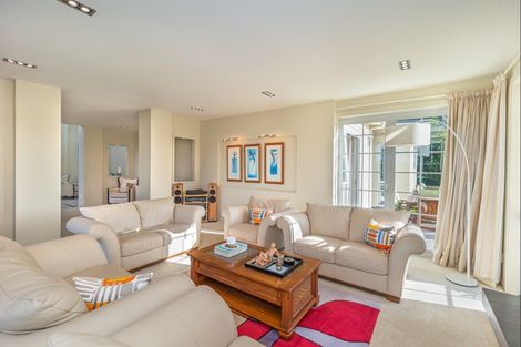 Photo of property in 15 Tarahunga Road, Levin, 5571