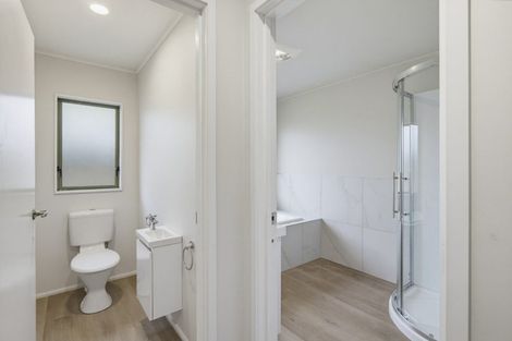 Photo of property in 27 Rutherford Drive, Waikanae Beach, Waikanae, 5036