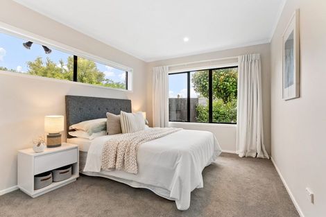 Photo of property in 10 Springfield Street, Forrest Hill, Auckland, 0620