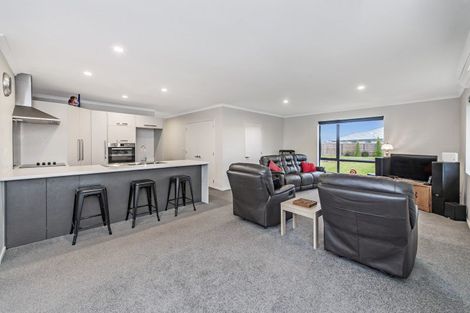 Photo of property in 27 Wakeman Way, Kaiapoi, 7630