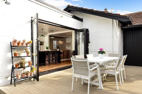 Photo of property in 20 Myrtle Street, Hamilton East, Hamilton, 3216