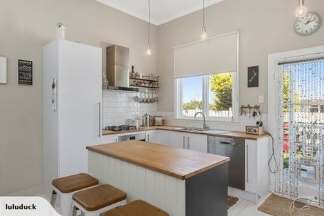 Photo of property in 84 Tomahawk Road, Andersons Bay, Dunedin, 9013