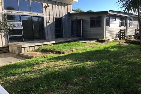 Photo of property in 48 Dixie Street, Te Horo Beach, Otaki, 5581