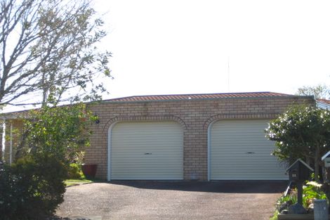 Photo of property in 11 Ruskin Place, Westown, New Plymouth, 4310