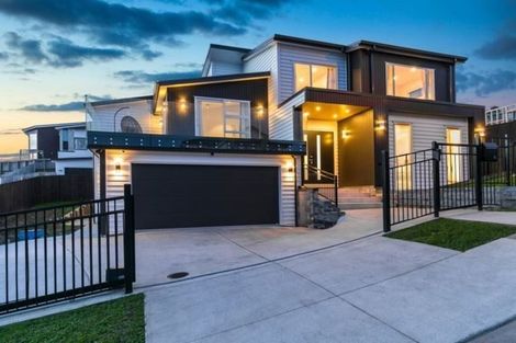 Photo of property in 91 San Valentino Drive, Henderson, Auckland, 0612