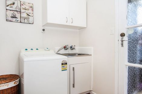 Photo of property in 1/14 Rowan Terrace, Te Atatu South, Auckland, 0610