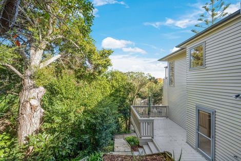 Photo of property in 11 Evelyn Road, Cockle Bay, Auckland, 2014
