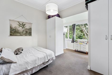 Photo of property in 63 Severn Street, Island Bay, Wellington, 6023
