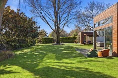 Photo of property in 38 Grassmere Street, Papanui, Christchurch, 8052