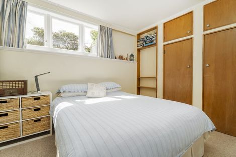 Photo of property in 18 Omar Street, Khandallah, Wellington, 6035