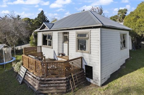 Photo of property in 7 Owen Street, Green Island, Dunedin, 9018