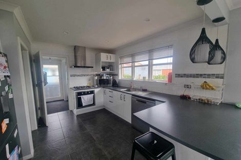 Photo of property in 22 Murray Street, Wallaceville, Upper Hutt, 5018
