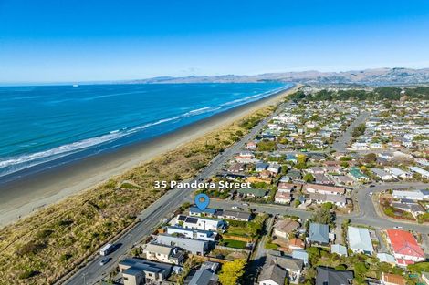 Photo of property in 35 Pandora Street, North New Brighton, Christchurch, 8083