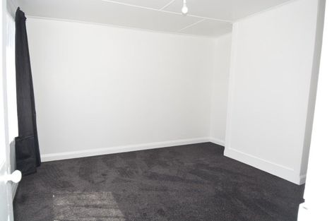 Photo of property in 36 Brown Street, Strathern, Invercargill, 9812
