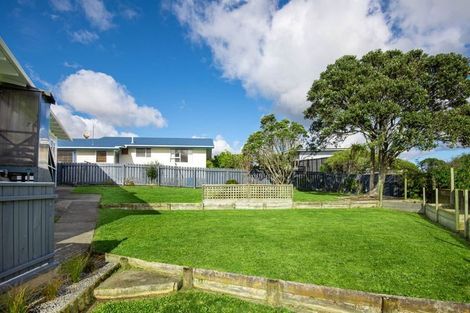 Photo of property in 4 Morning View, Titahi Bay, Porirua, 5022