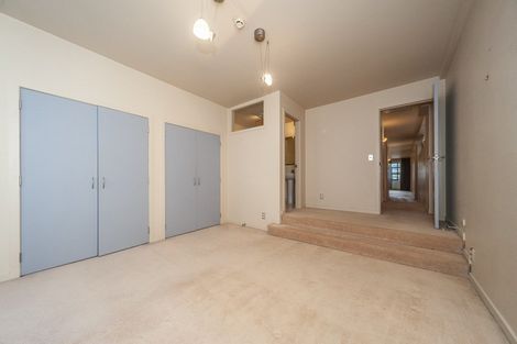 Photo of property in Endeavour Apartments, 8/125 Thorndon Quay, Pipitea, Wellington, 6011