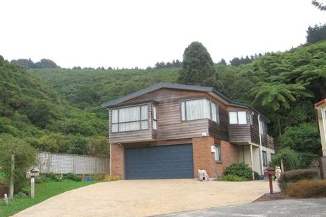 Photo of property in 68a Peterhouse Street, Tawa, Wellington, 5028
