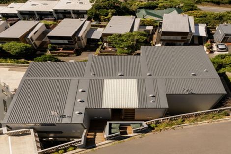 Photo of property in 6/69 Tiketike Way, Brooklyn, Wellington, 6021