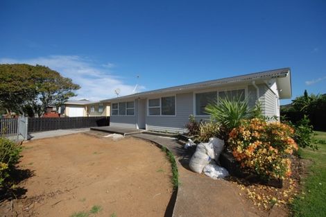 Photo of property in 73 Friesian Drive, Mangere, Auckland, 2022