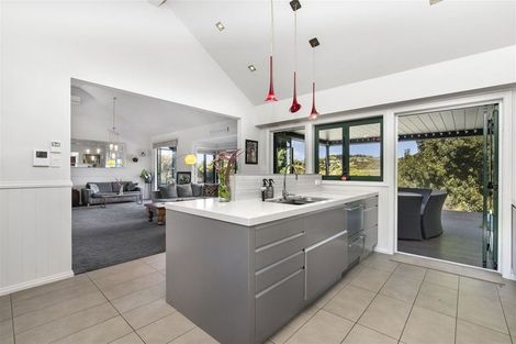 Photo of property in 59 Whitford Park Road, Whitford, Manurewa, 2576