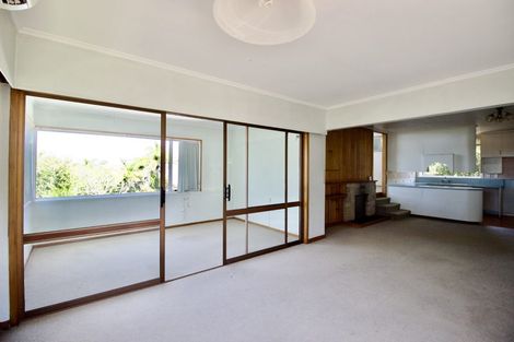 Photo of property in 1 Coronation Road, Hillcrest, Auckland, 0627