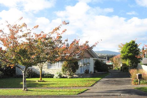 Photo of property in 4 Renata Road, Otaki, 5512