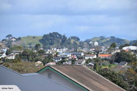 Photo of property in 27a Temple Street, Meadowbank, Auckland, 1072