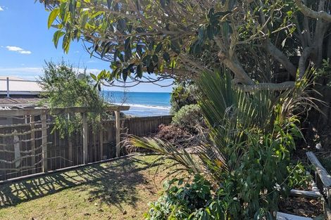 Photo of property in 349 Pukehina Parade, Pukehina, Te Puke, 3189